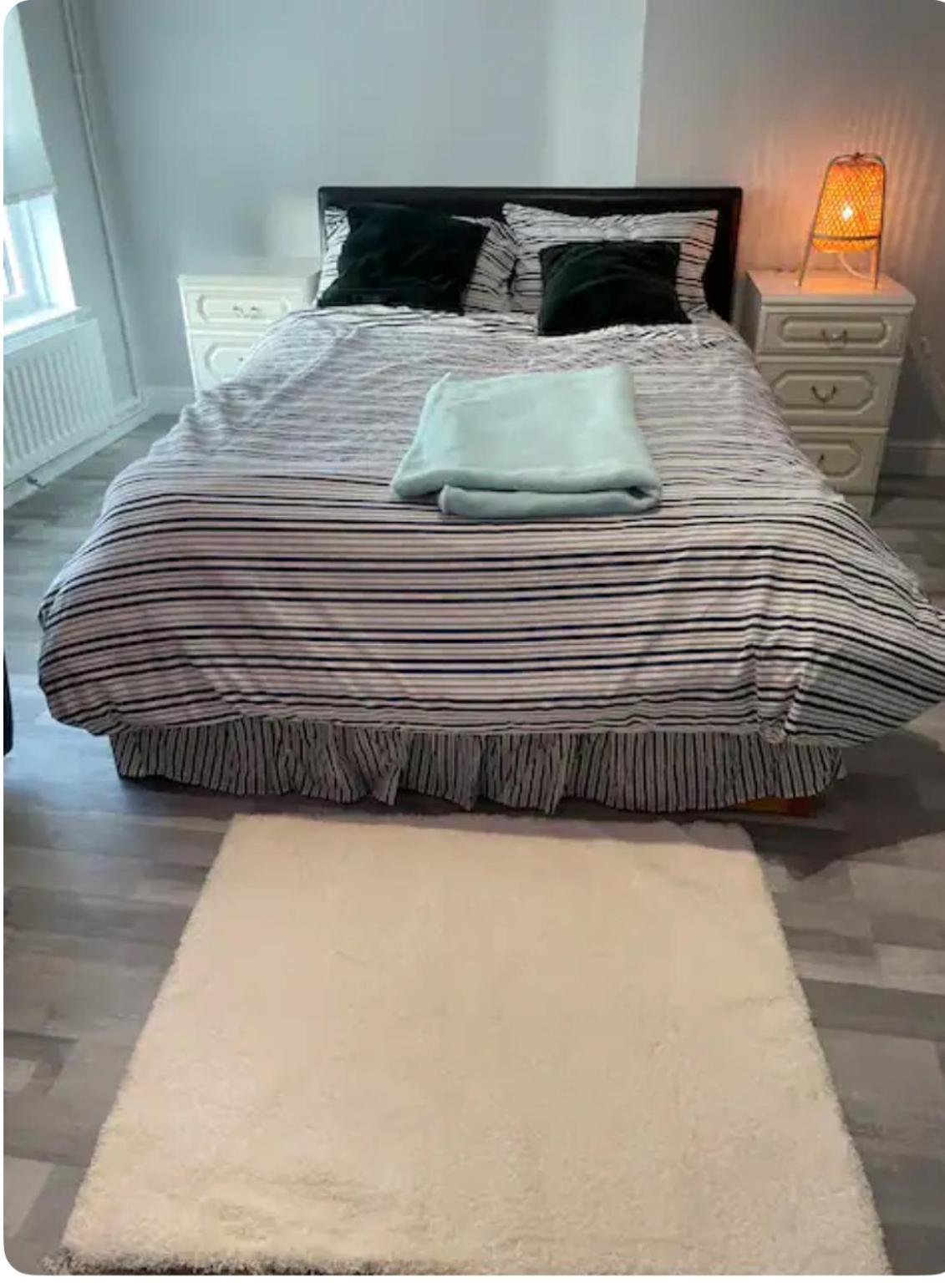 Domingo'sabbey Wood Homestay Abbey Wood