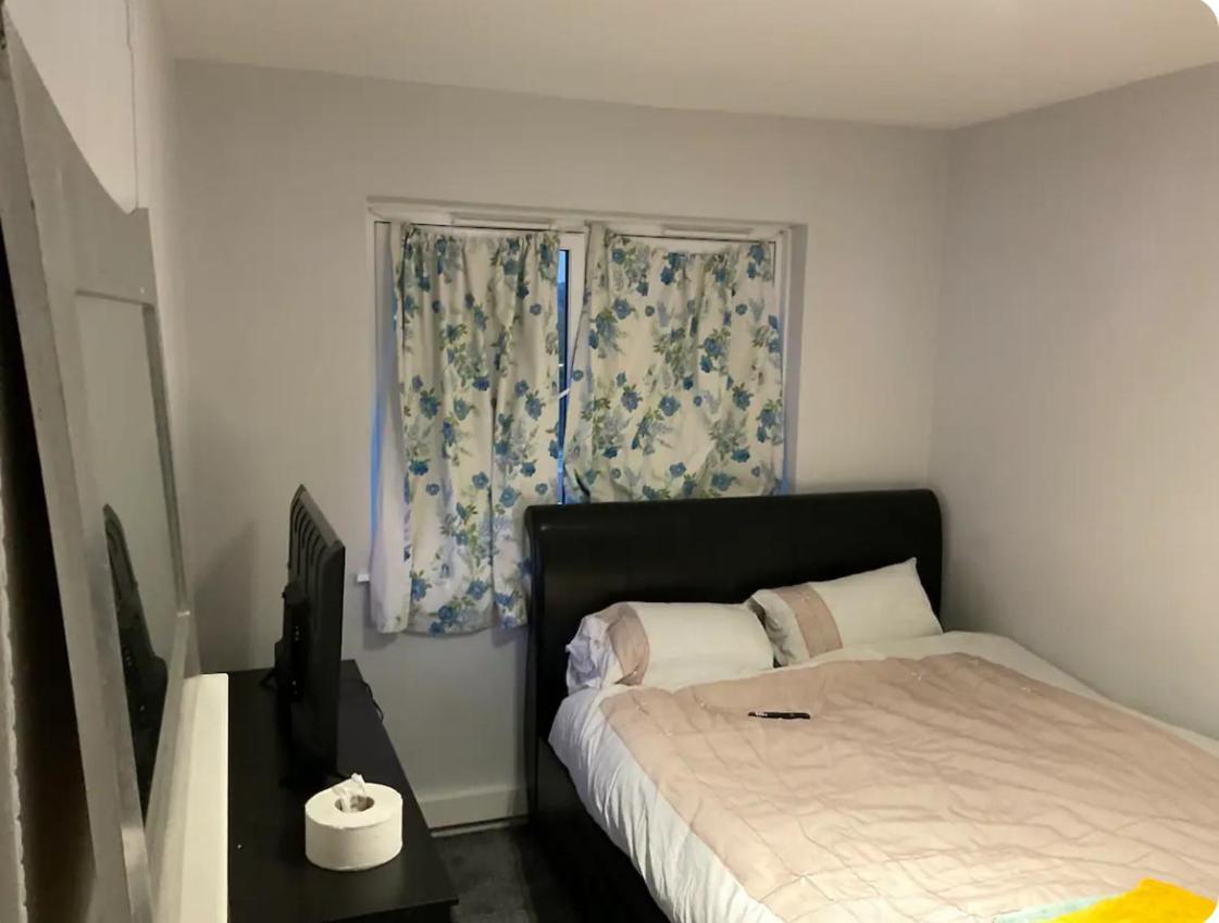 Domingo'sabbey Wood Homestay Abbey Wood